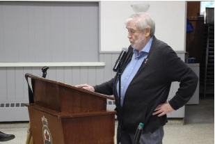 Author Tom Douglas addresses Hanover Area Probus Club